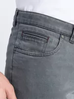- 3 - 3