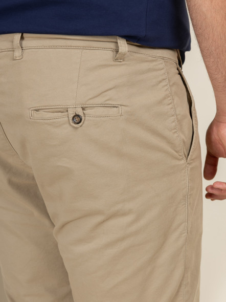 Bermuda Matt Beige Capel Grande Taille