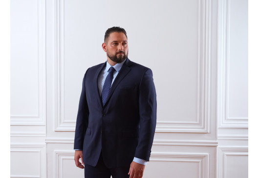 Pourquoi la couleur est un paramètre clé en costume grande taille ?